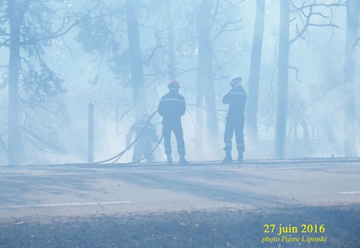 2016 06 27 CHAN-PL Incendie BDD  pompiers en action 3871