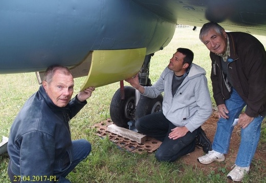 thumbs p4279105 alz48 presentation porte de train reparee paul  charly  p. laurier R