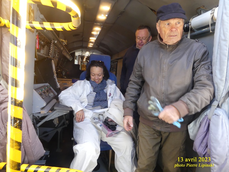 2023 04 13 CHAN-PL P1260413 Dans l'avion Natalia König Charly Desclos Thierry Tramois.jpg