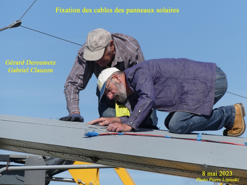 2023 05 08 CHAN-PL P1020069 Pose des cables des panneaux solaires H.Haack G.Clauzon G.Dereumetz.jpg
