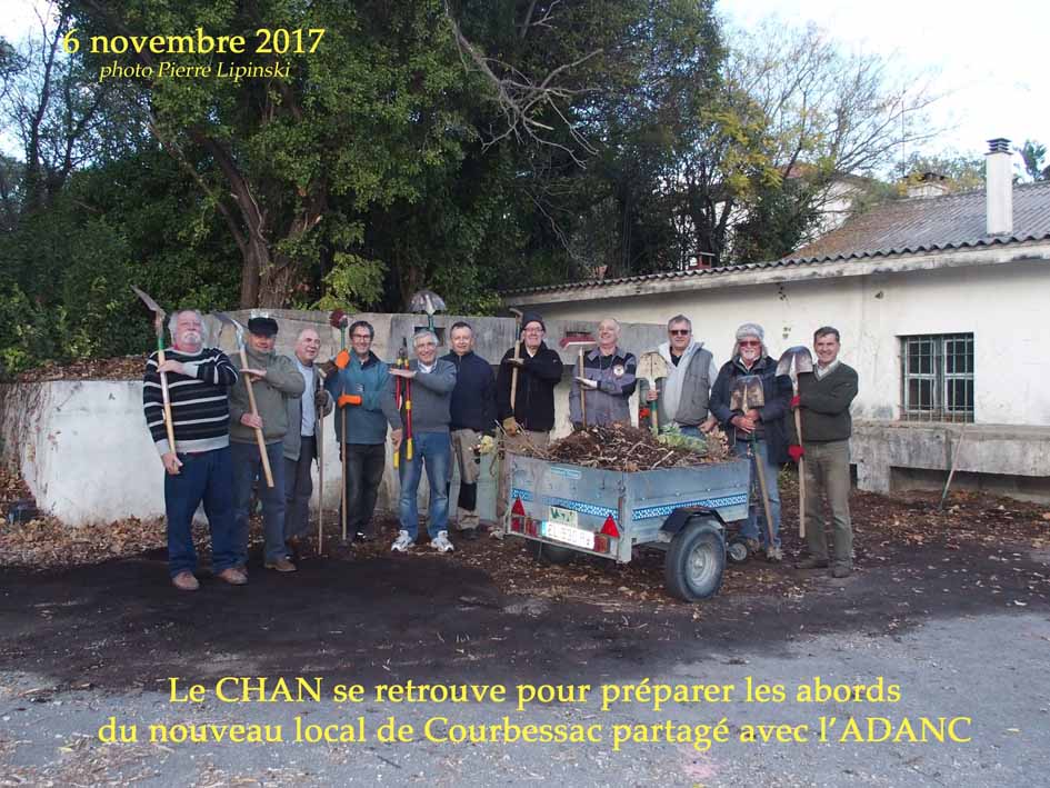 2017 11 06 CHAN-PL Courbessac  nettoyage des abords du local  le groupe 4932 copie r
